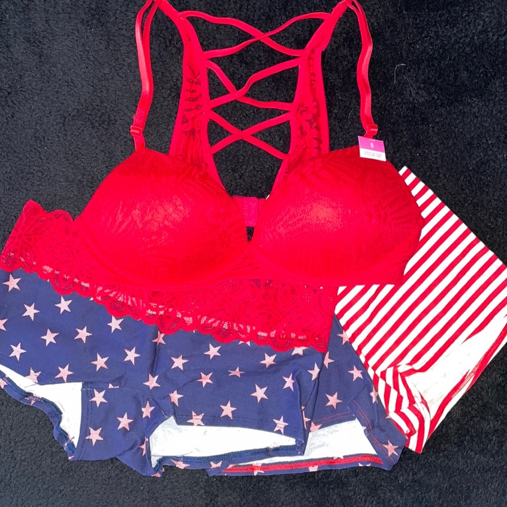 SET Pink Victoria’s Secret bra and boy short panties